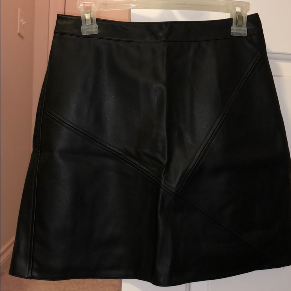 NWOT black zara leather mini skirt